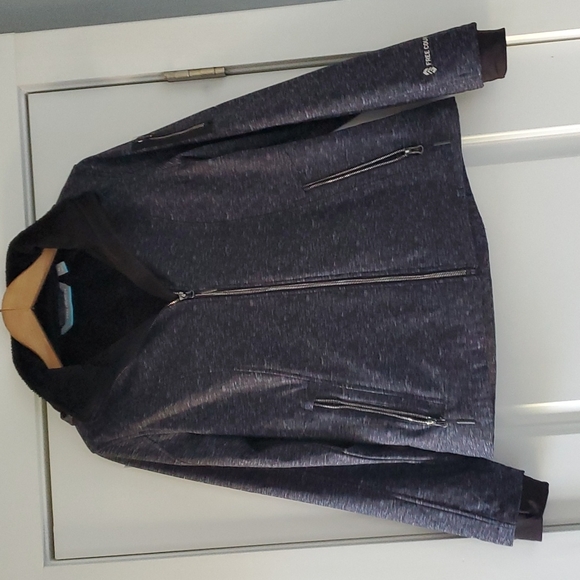 Free Country Jackets & Blazers - NWOT...Free Country winter jacket!